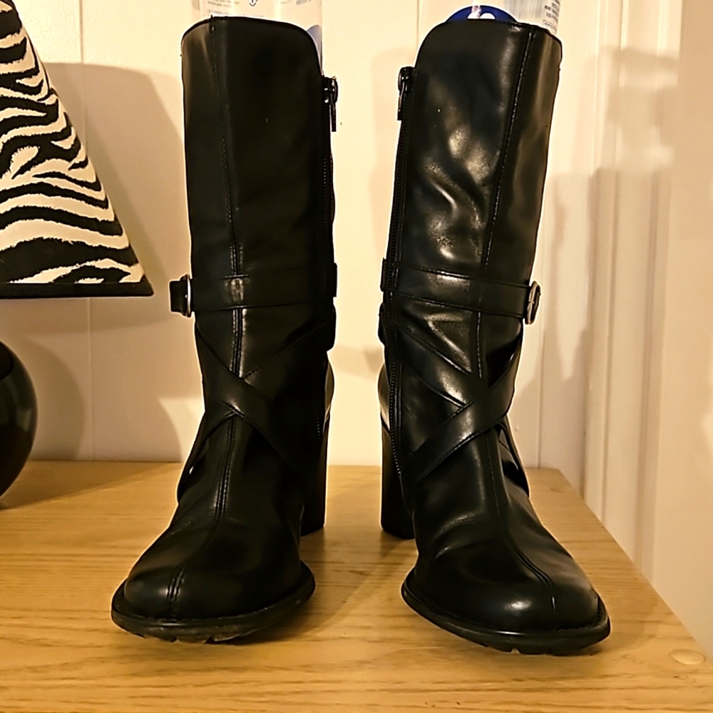 Black Kenneth Cole Reaction Boots